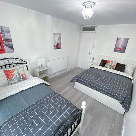 2 Bedroom Flat, Dalston Junction, לונדון מראה חיצוני תמונה